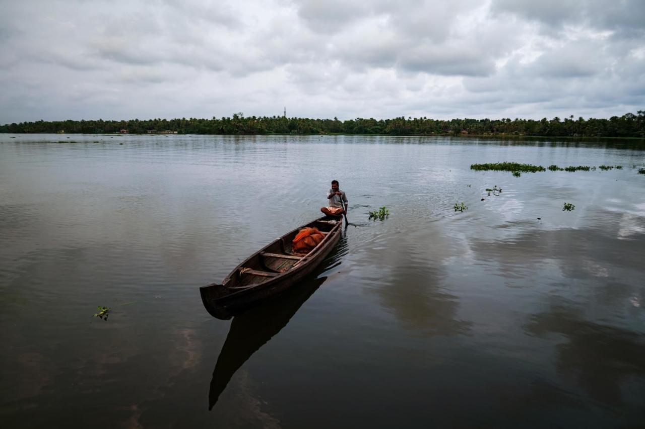 Vismaya Lake Heritage Turavūr 외부 사진